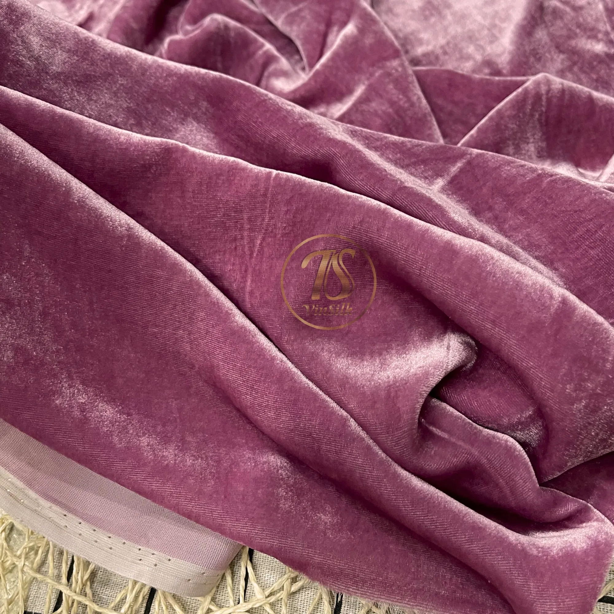 100% MULBERRY SILK VELVET fabric by the yard - Light pink silk velvet - Luxury Silk Velvet for Dress, Skirt, High End Garment - Silk for sewing