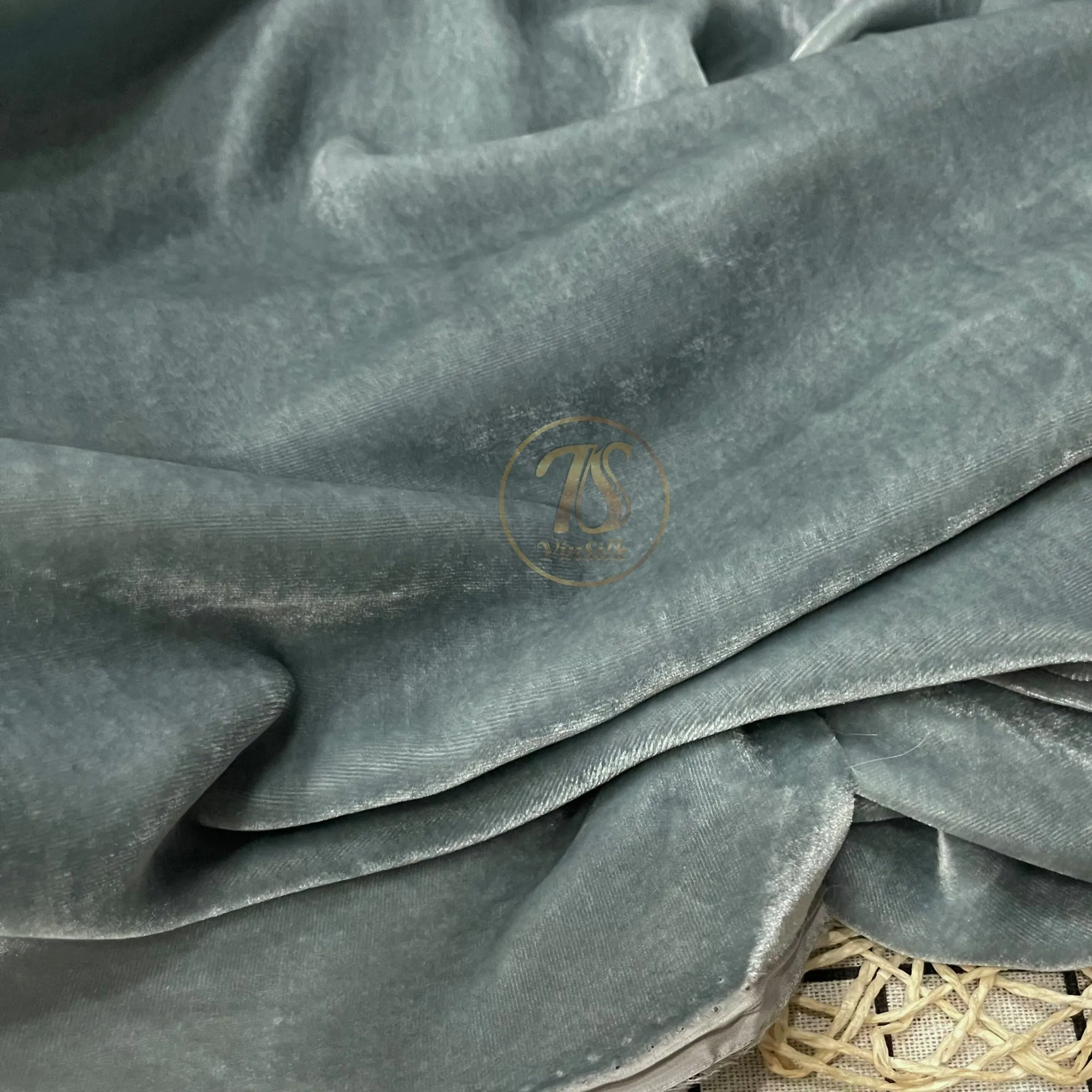 100% MULBERRY SILK VELVET fabric by the yard - Luxury Silk Velvet for Dress, Skirt, High End Garment - Silk apparel fabric - Blue silk velvet - Silk for clothes