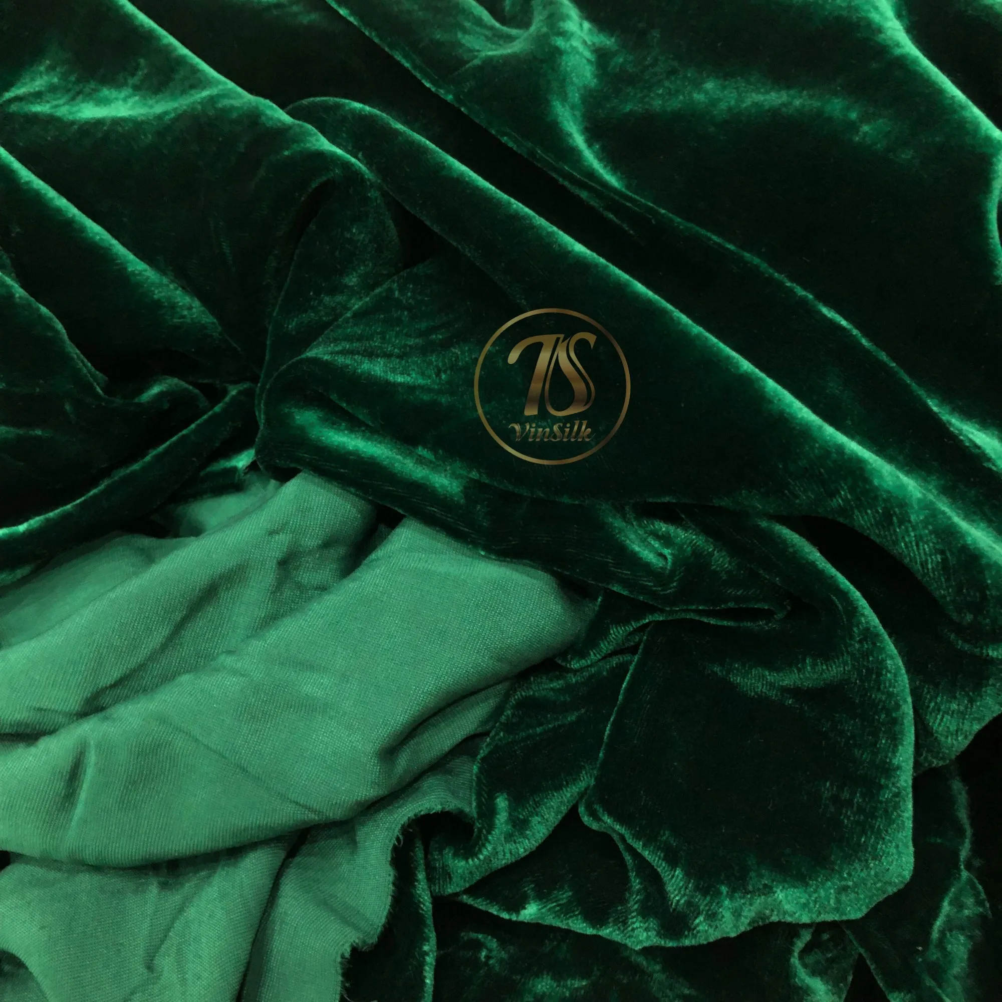 100% MULBERRY SILK VELVET fabric by the yard - Luxury Silk Velvet for Dress, Skirt, High End Garment - Silk apparel fabric - Green silk velvet