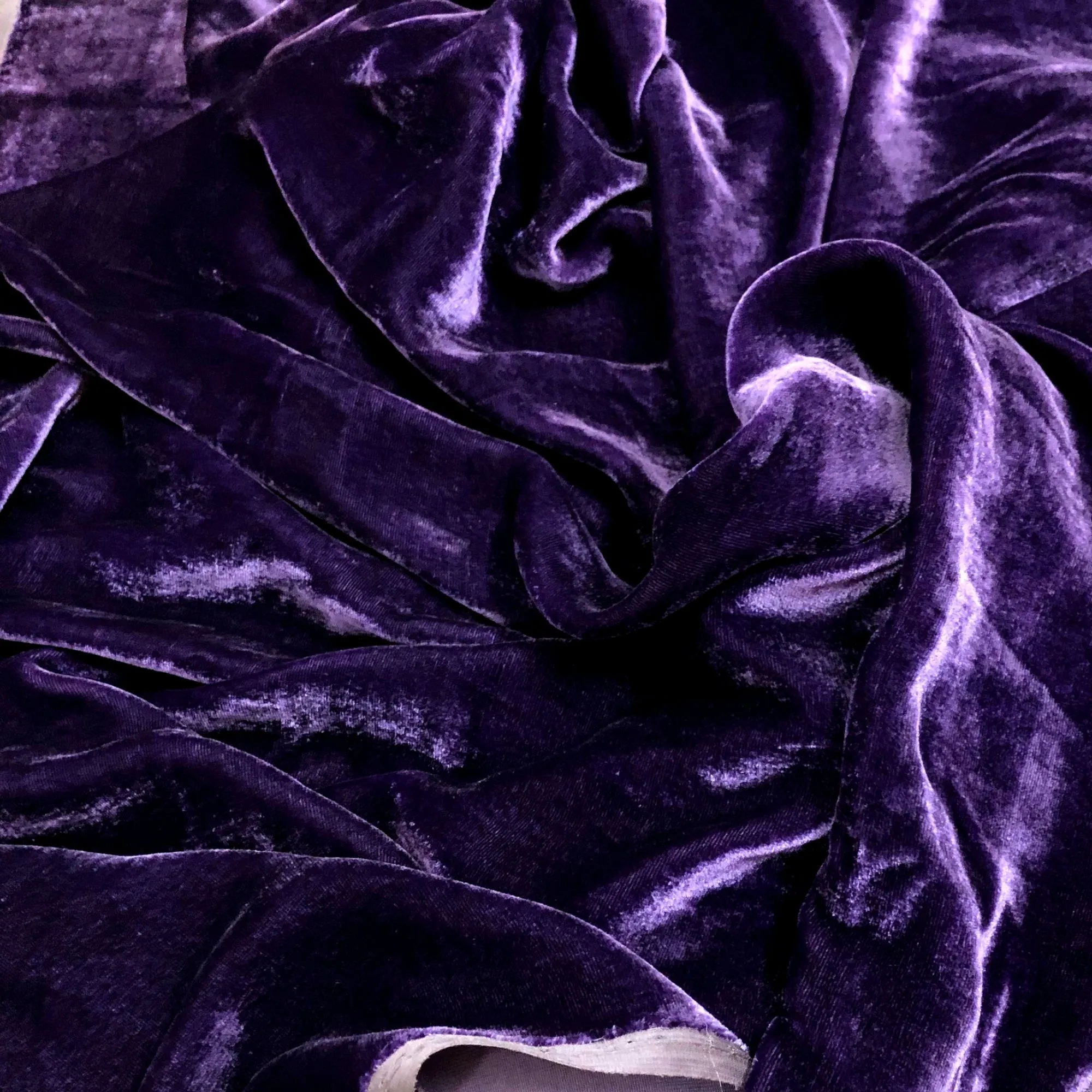 100% MULBERRY SILK VELVET fabric by the yard - Luxury Silk Velvet for Dress, Skirt, High End Garment - Silk apparel fabric - Purple silk velvet - Purple color