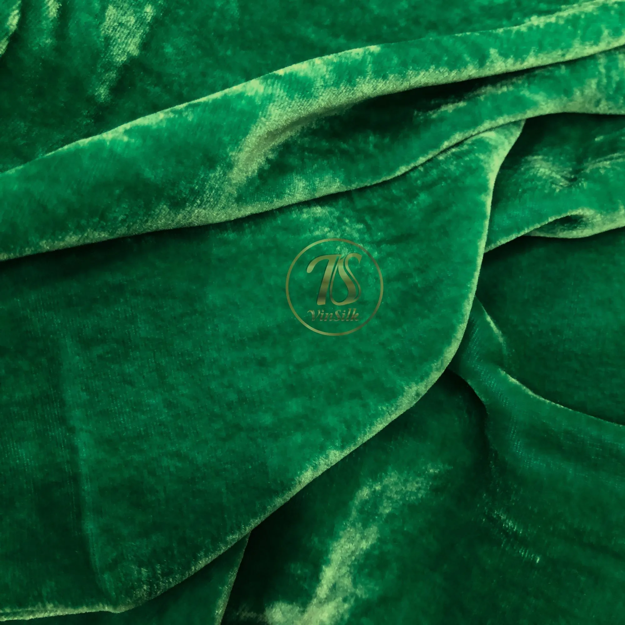 100% MULBERRY SILK VELVET fabric by the yard - Silk Velvet for Dress, Skirt, High End Garment - Silk apparel fabric - Green velvet