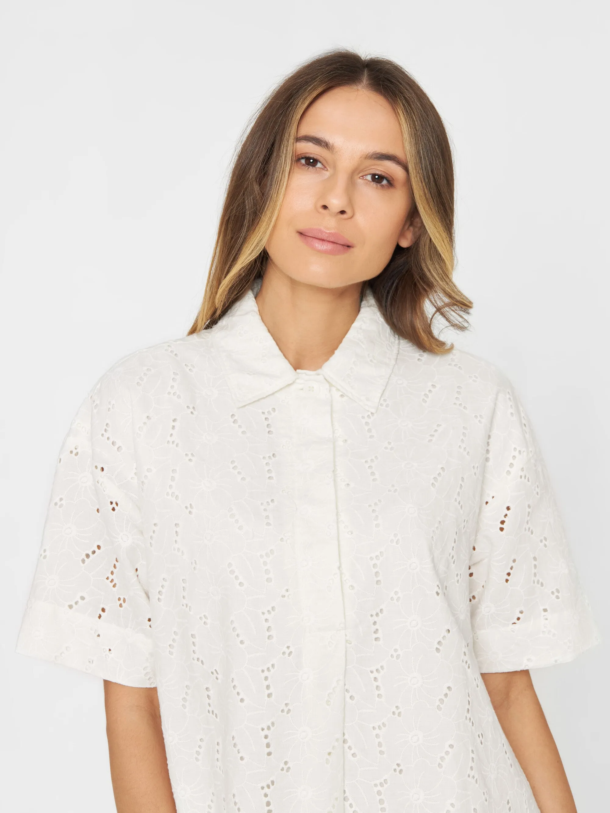 A-shape broderi anglaise dress - GOTS/Vegan - Egret