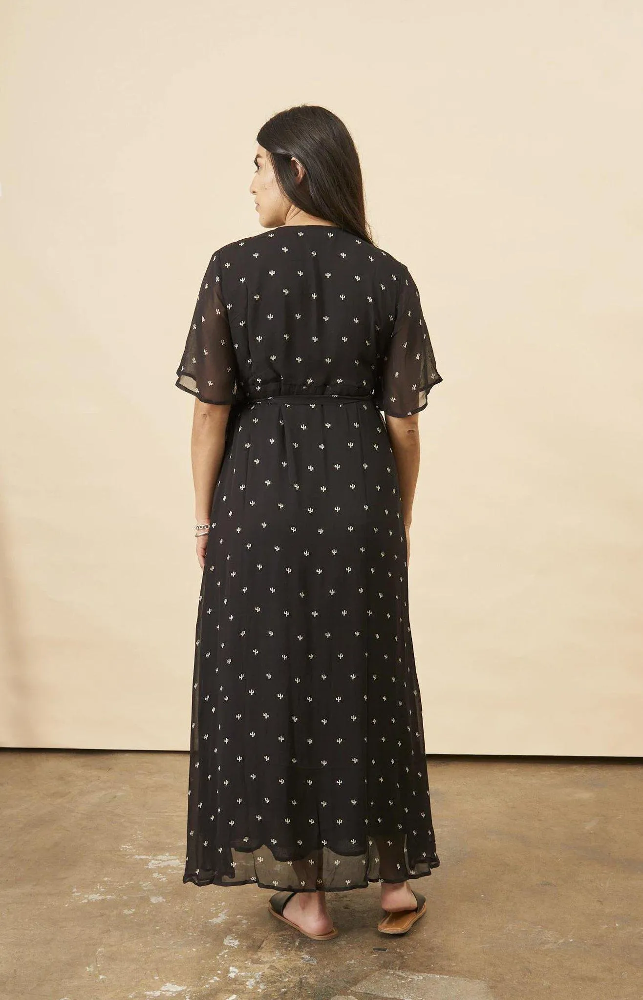 Baby Cacti Butterfly Sleeve Maxi Dress in Black   Cream