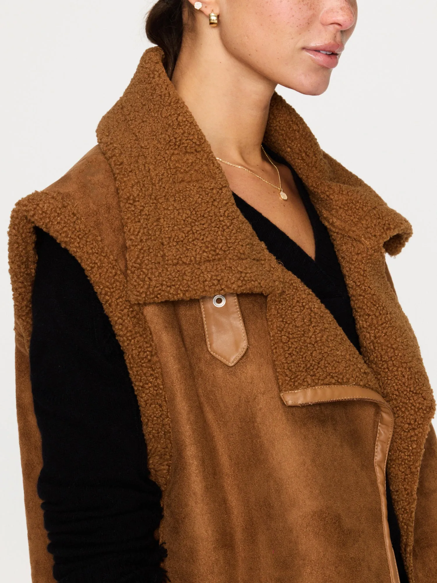 Brochu Walker - Loredo Vest in Camel