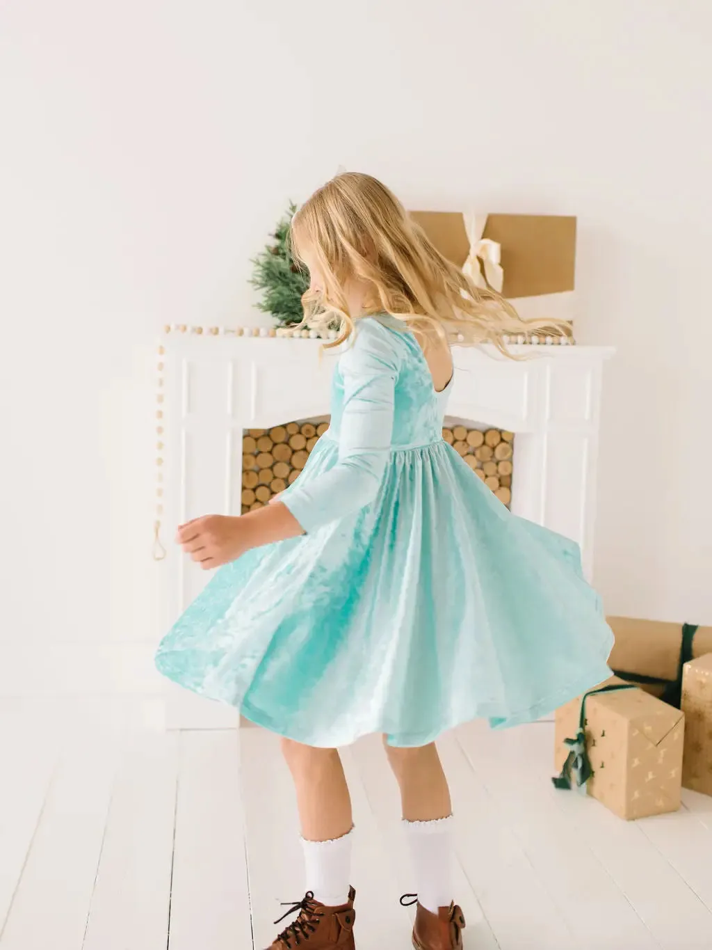 Gwendolyn Dress in Crushed Mint Velvet