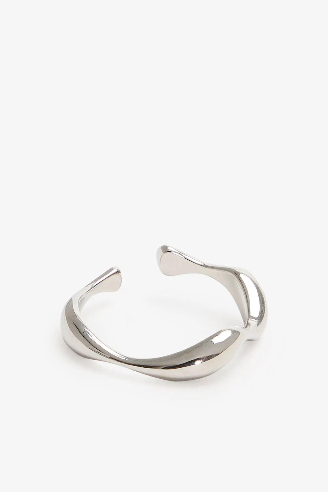 Leille Ring