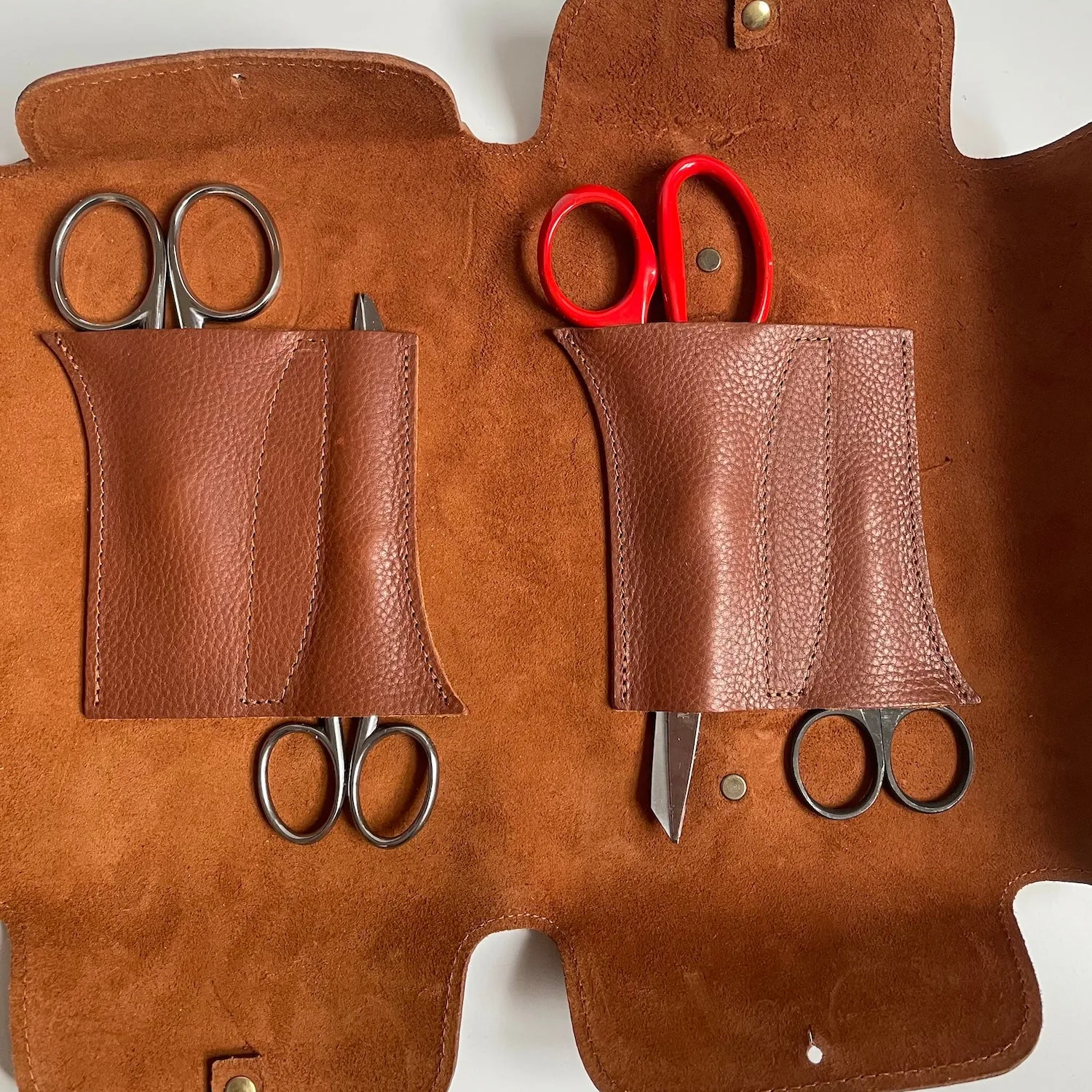 Merchant & Mills Notions : Leather Scissors Wrap - Sewing