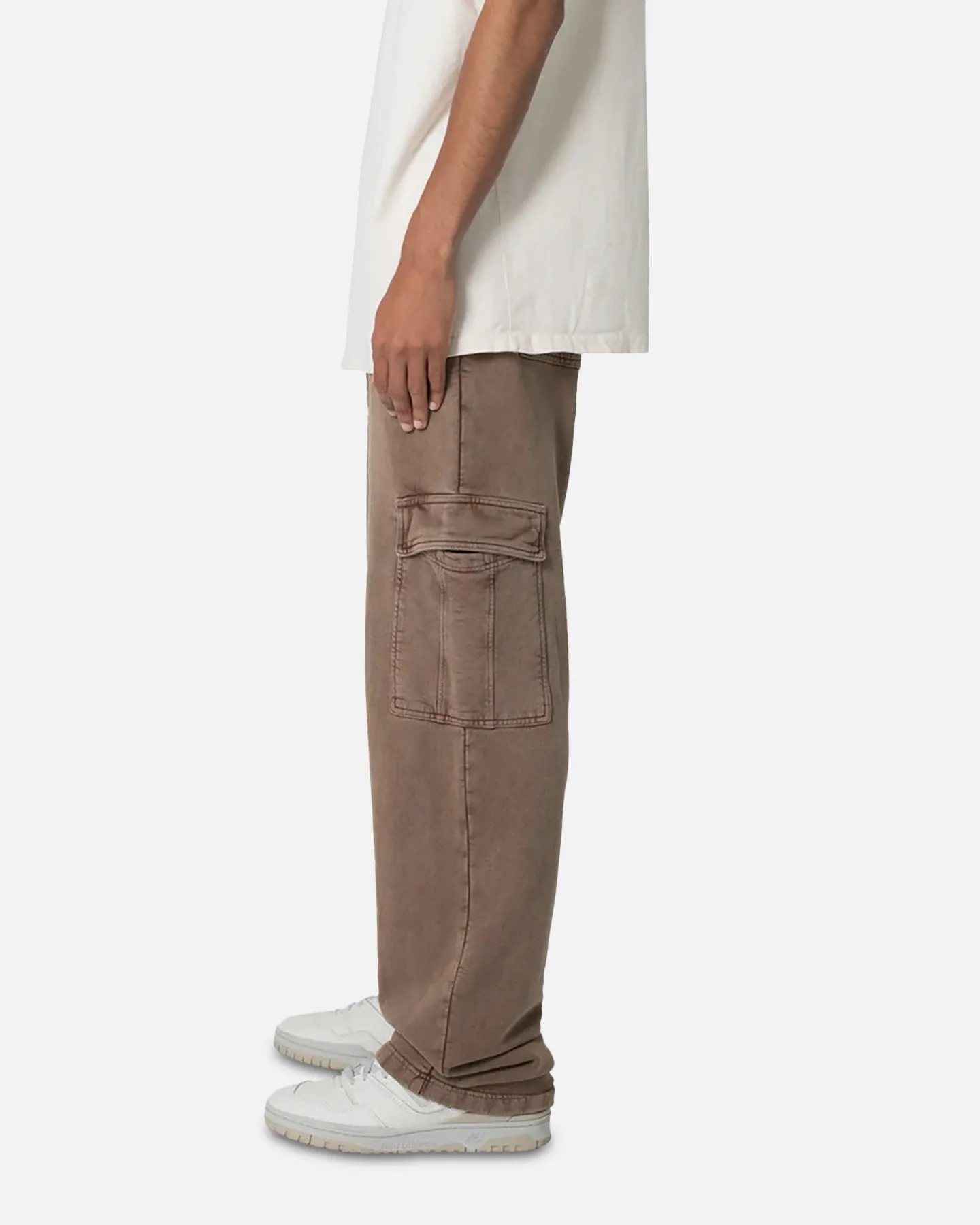 MNML Washed Relaxed Cargo Sweatpants Brown