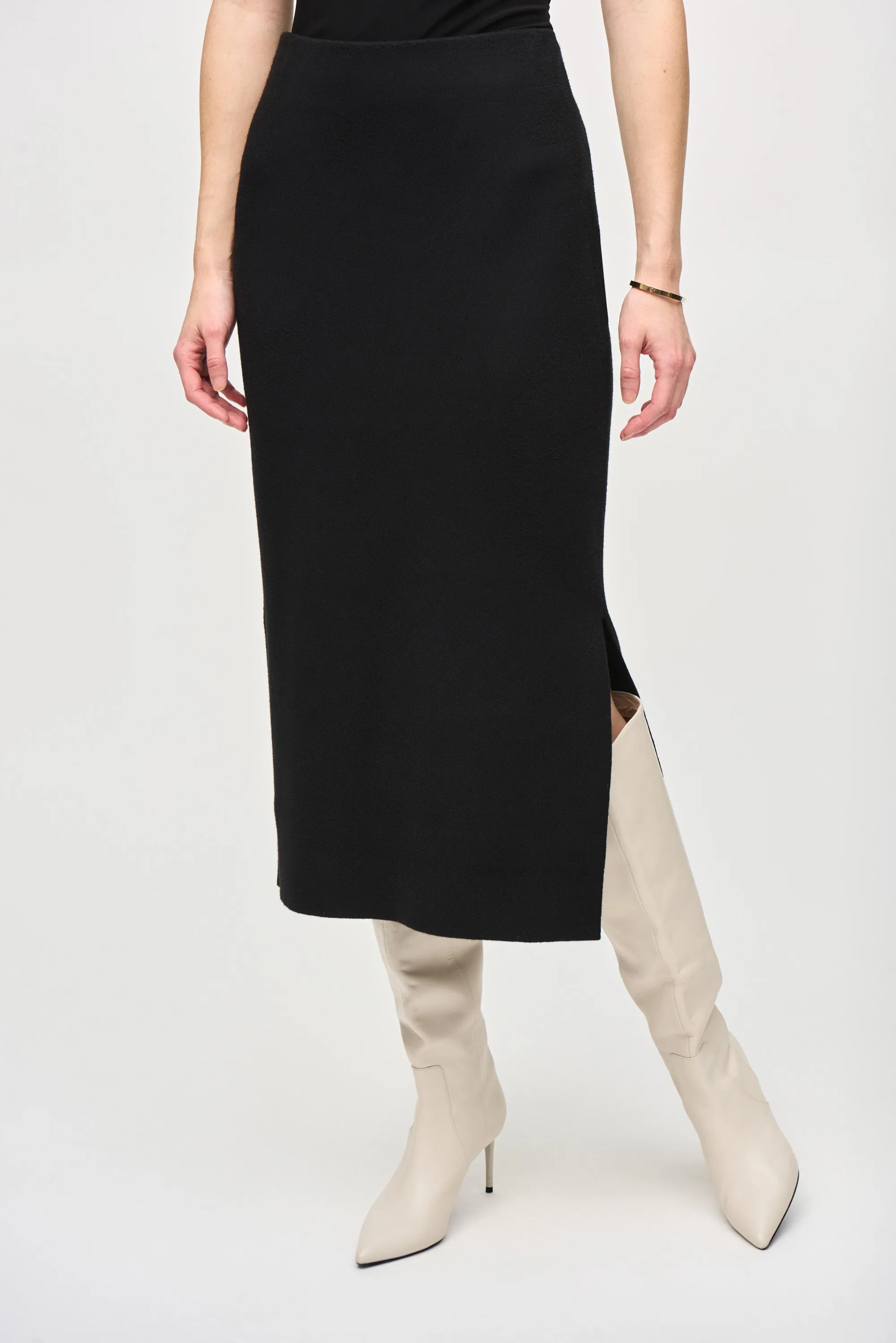 Sweater Knit Midi Skirt
243967
Hots/Magazine Style