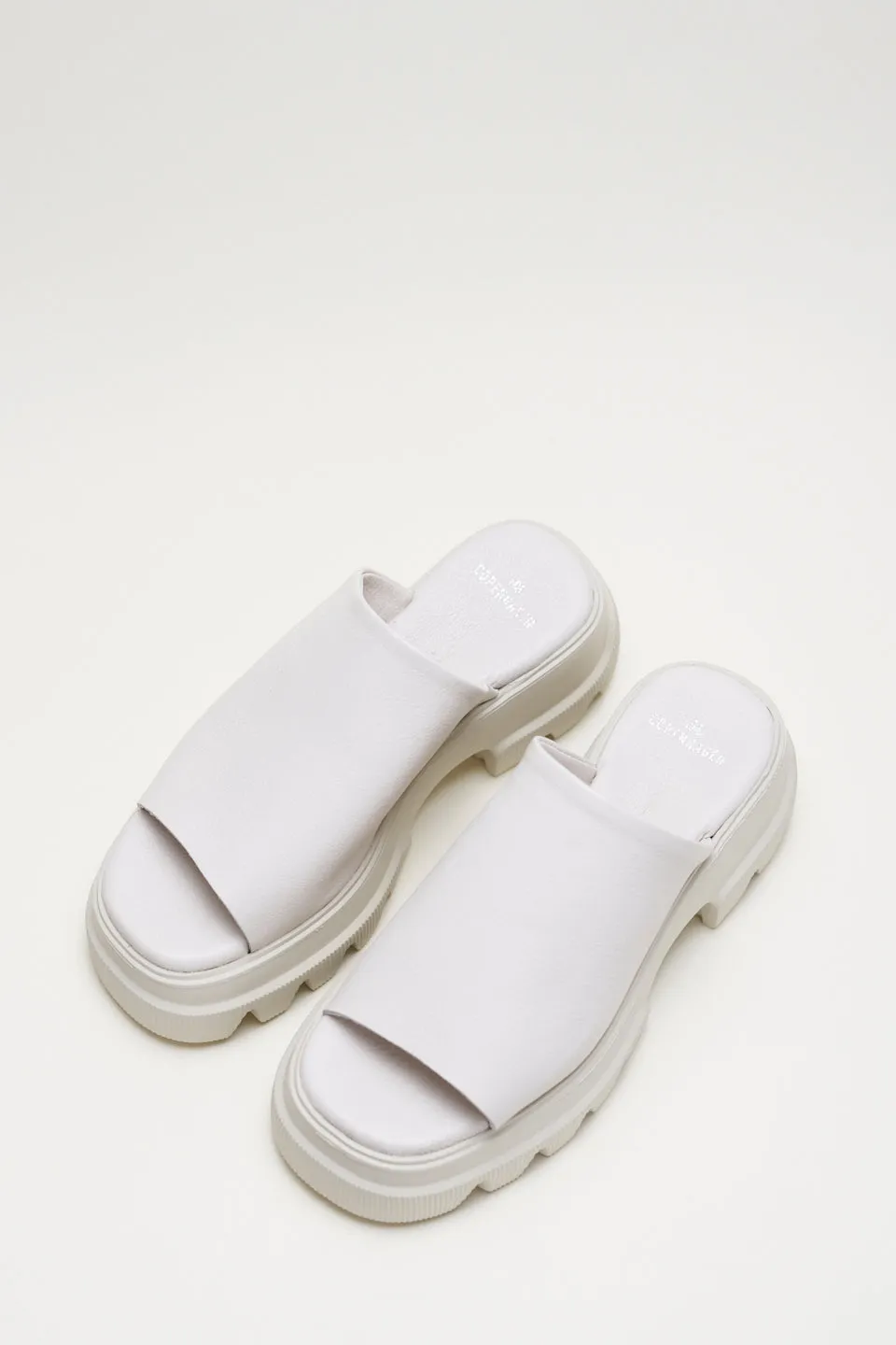 Vitello Eggshell Chunky Slides Sandals